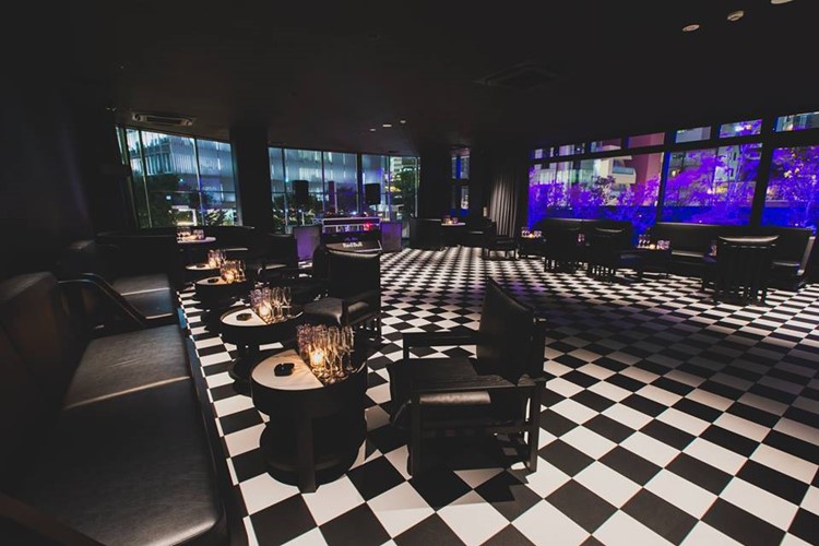 1oak nightclub Tokyo view of the lounge area drinks