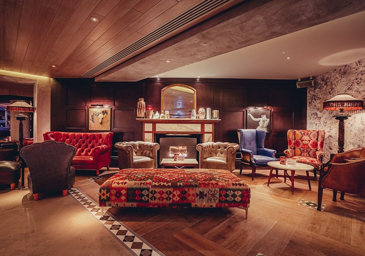 Petrecere la 100 Wardour St club VIP în London. Găsește promoteri pentru guest list în Clubbable