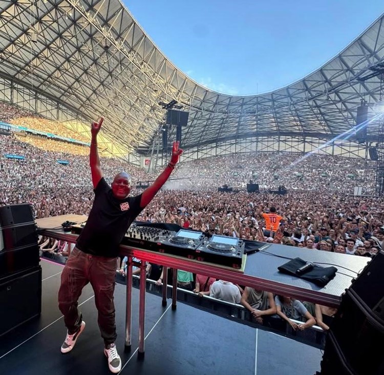 THEMBA - CANNES FILM FESTIVAL  in Baoli in Cannes 18 mag 2026