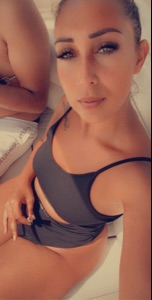 Merve G 8