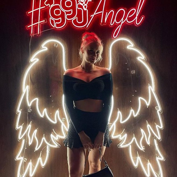 1990 club Miami reserve table vip area guest list fun nightclub