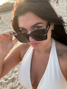 Julia Hope 2