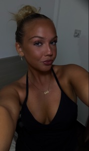 Sylvia Garðarsdottir 24