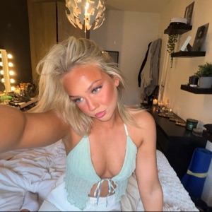 Sylvia Garðarsdottir 28