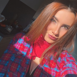 Laura L 1
