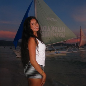 Isabella Deluca 8
