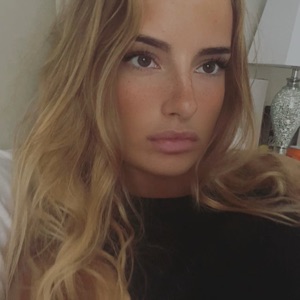 Khloë Goodwin 5