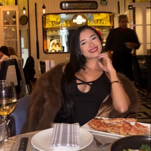 Yasmina Aboucheikh Chavarro 4