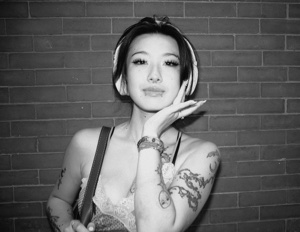 Li Li 6