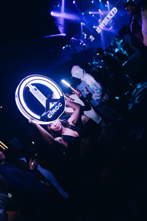 44 nightclub Toronto bottle parade celebrate birthday bachelor bachelorette fun nightout