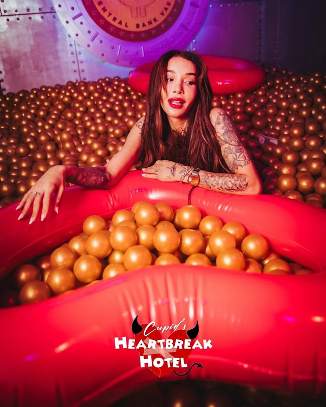 Cirque Le Soir	nightclub London unique club balls room circus decor fun party event 