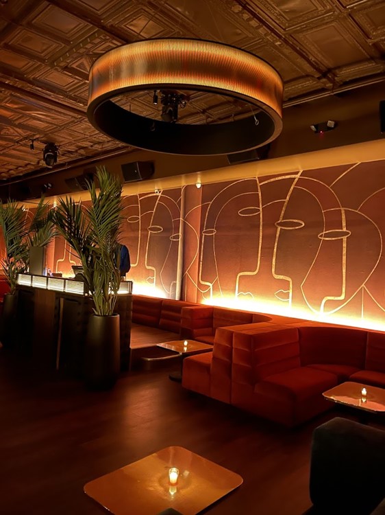 Amber Room in New York 30 oct. 2025