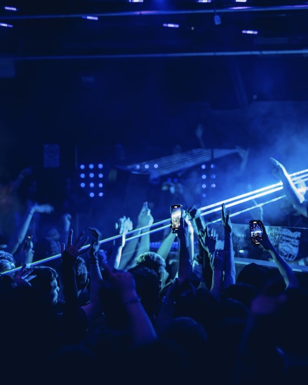 Party al Amnesia VIP Club al Milan. Trova promotori e liste degli ospiti in Clubbable