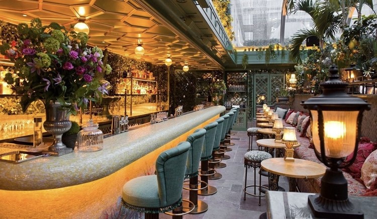 Party at Annabels VIP nightclub in London. Find promoters for guest list in Clubbable