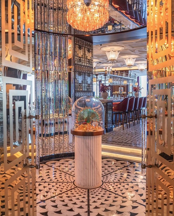 Soirée dans la boîte Atmosphere VIP à Dubai. Trouvez des promoteurs pour la liste des invités sur Clubbable