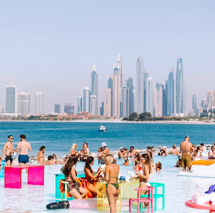 Party at BCH CLB VIP nightclub in Dubai. Find promoters for guest list in Clubbable