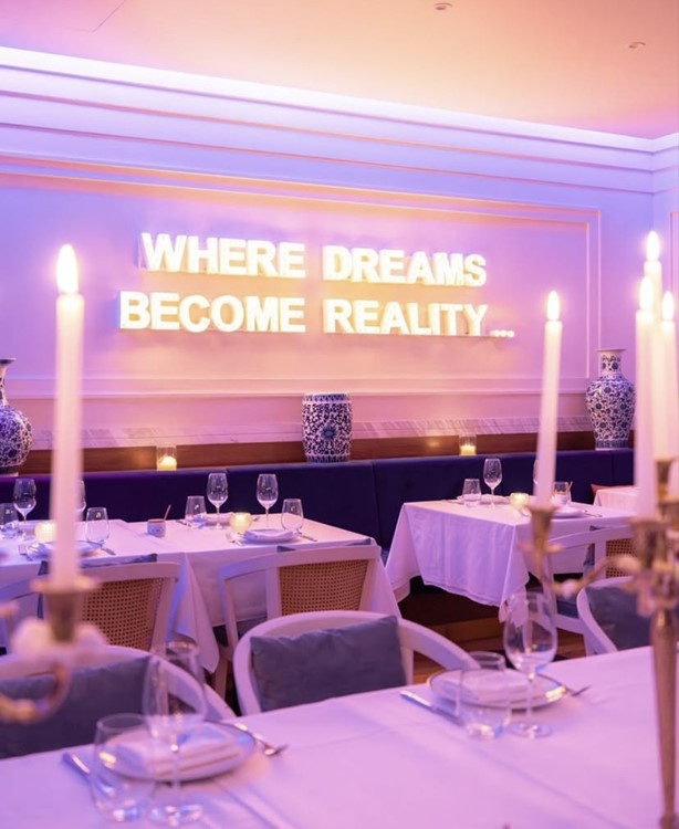 Soirée dans la boîte Bagatelle VIP à Dubai. Trouvez des promoteurs pour la liste des invités sur Clubbable