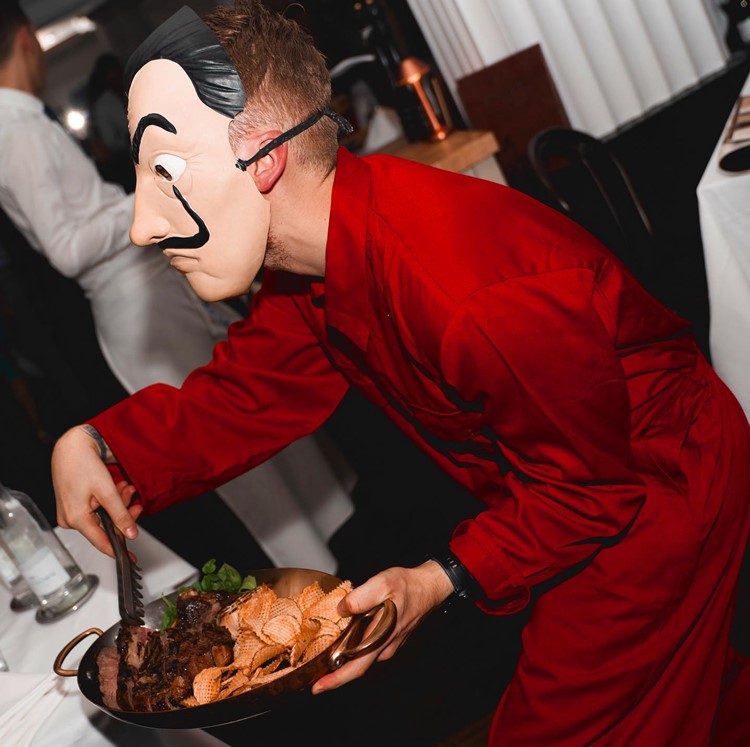 Bagatelle London best restaurant waiter posh luxurious table service