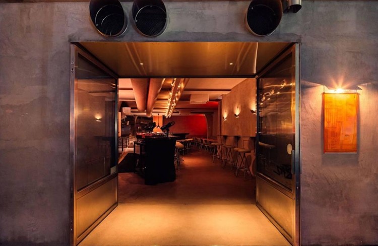 Baies Restaurant nightclub Lisbon