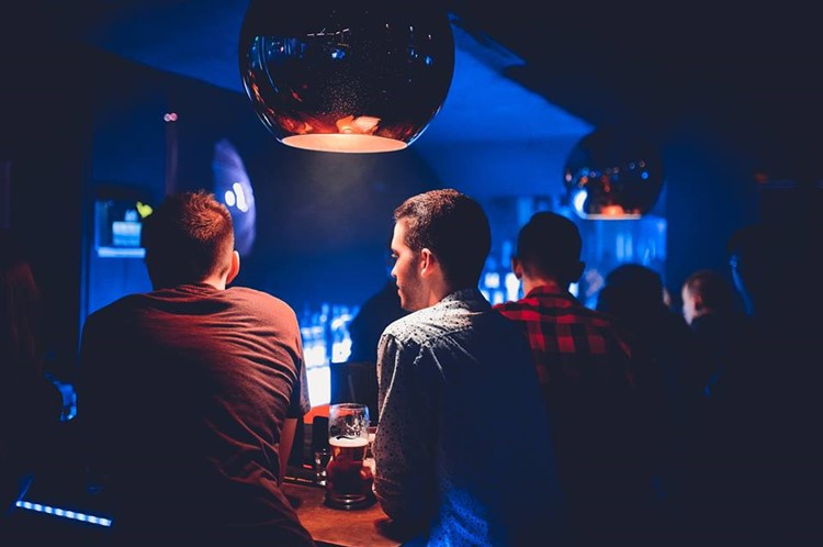 Bank Club nightclub Warsaw people drinking alcohol bar cocktails