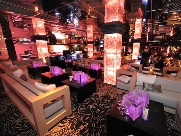 Baoli nightclub Cannes
