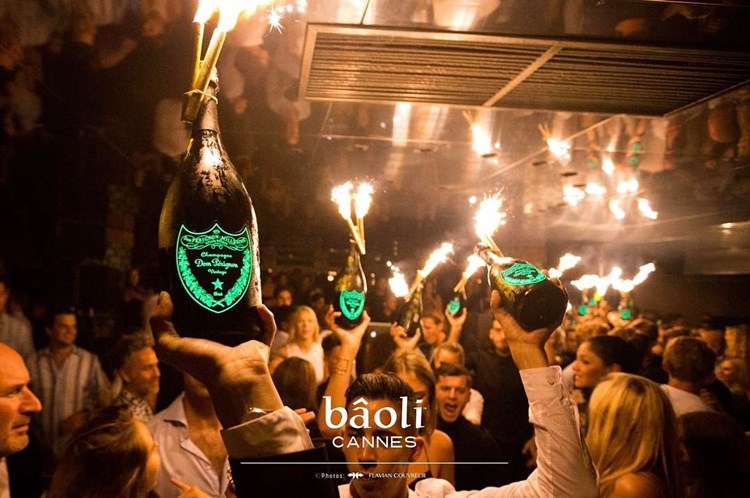 Party at Baoli VIP nightclub in Cannes. Find promoters for guest list in Clubbable