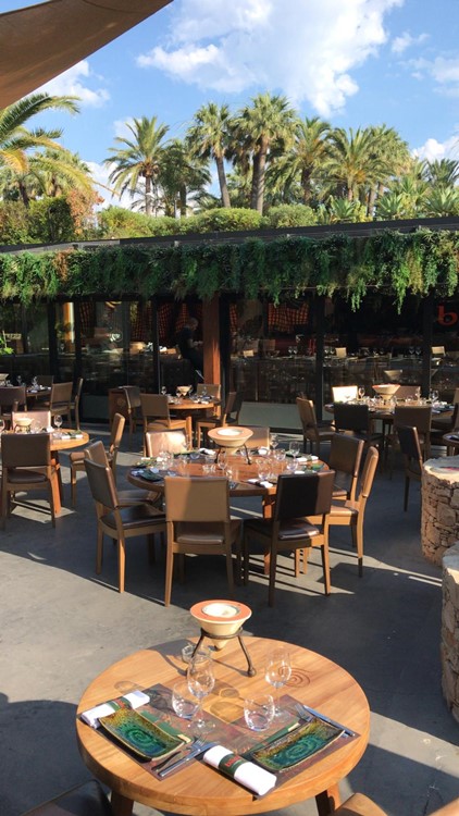 Outdoor area at Baoli in Cannes