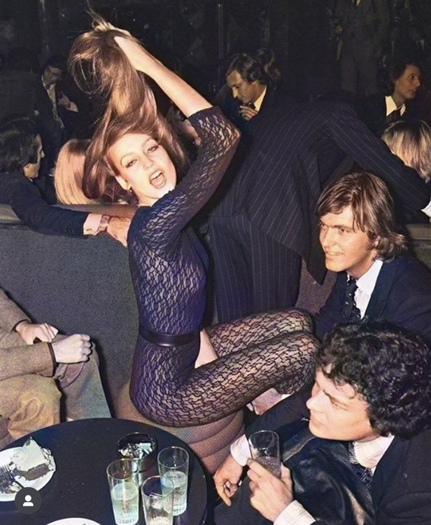 Soirée dans la boîte Bar Lis VIP à Los Angeles. Trouvez des promoteurs pour la liste des invités sur Clubbable