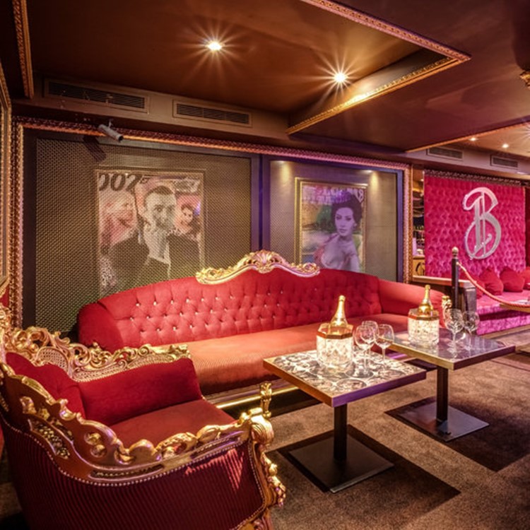 Party al Baroque VIP Club al Geneva. Trova promotori e liste degli ospiti in Clubbable