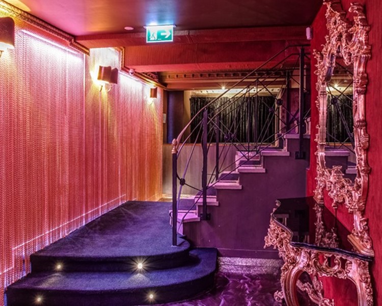 Party al Baroque VIP Club al Geneva. Trova promotori e liste degli ospiti in Clubbable