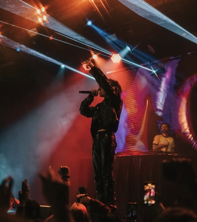 Soirée dans la boîte Big Night Live VIP à Boston. Trouvez des promoteurs pour la liste des invités sur Clubbable