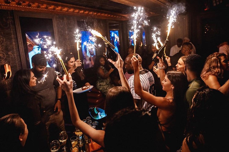 Bling nightclub Dubai book your vip table bottle parade 