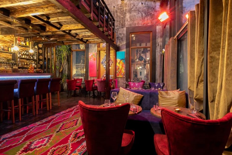 Blue Brunch nightclub Paris