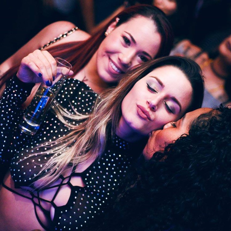 Blue Martini club Orlando party lounge girls kissing dancing