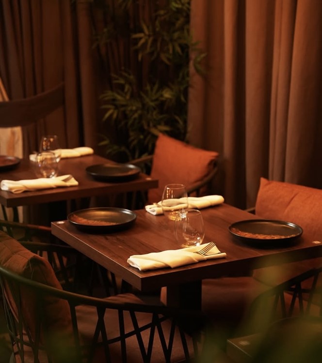 Party at Bonzai VIP nightclub in London. Find promoters for guest list in Clubbable