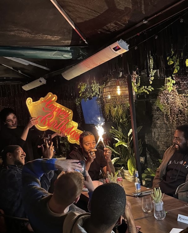 Party at Bonzai VIP nightclub in London. Find promoters for guest list in Clubbable