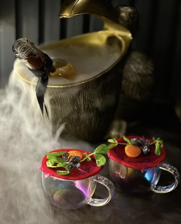 Party at Bonzai VIP nightclub in London. Find promoters for guest list in Clubbable