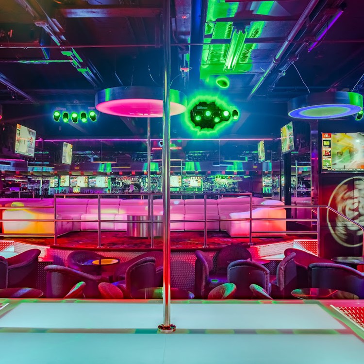 Вечеринка в Booby Trap on the River VIP ночном клубе в Miami. Найти промоутеров для списка гостей в Clubbable