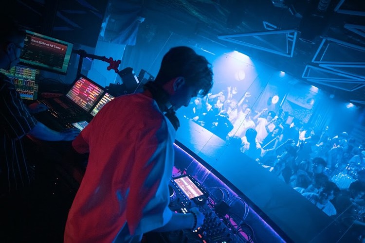 Soirée dans la boîte Boomerang VIP à Hong Kong. Trouvez des promoteurs pour la liste des invités sur Clubbable