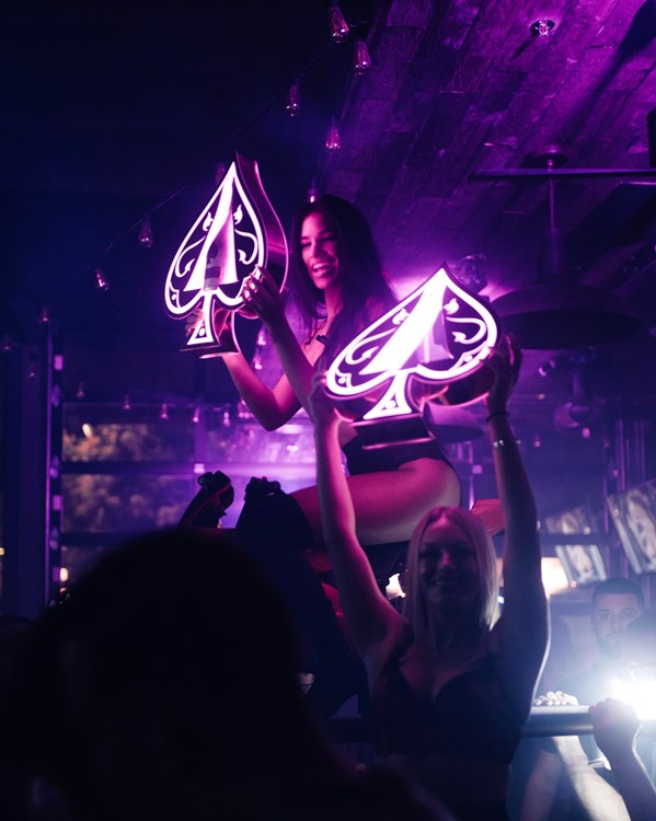 Club Space Miami - Bottle Service and VIP Table Booking