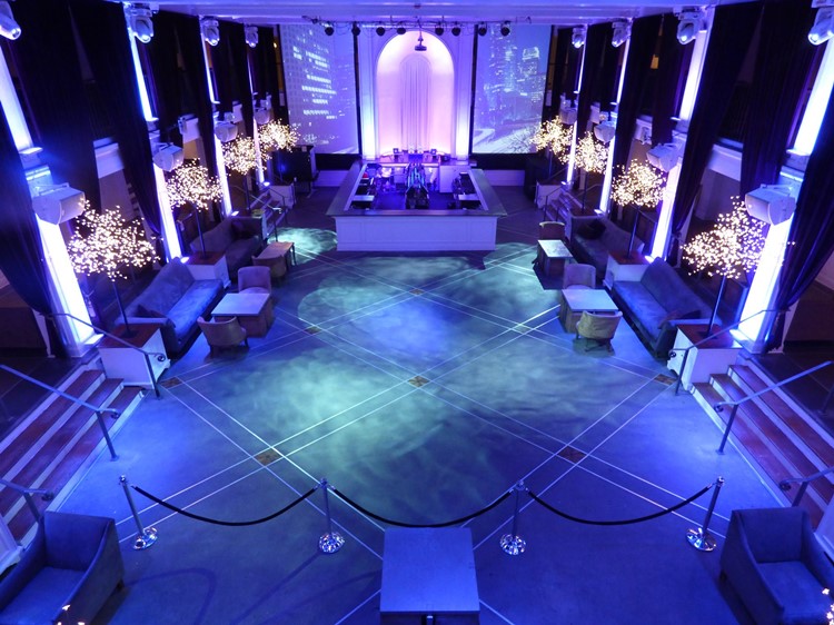 Party at Boulevard3 VIP nightclub in Los Angeles. Find promoters for guest list in Clubbable