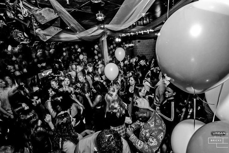 Bricks Club/Discoteca Berlin