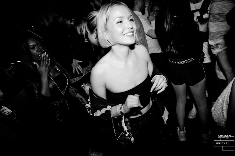 Bricks nightclub Berlin pretty girl blonde mini dress dresscode dancing drinking cocktails 