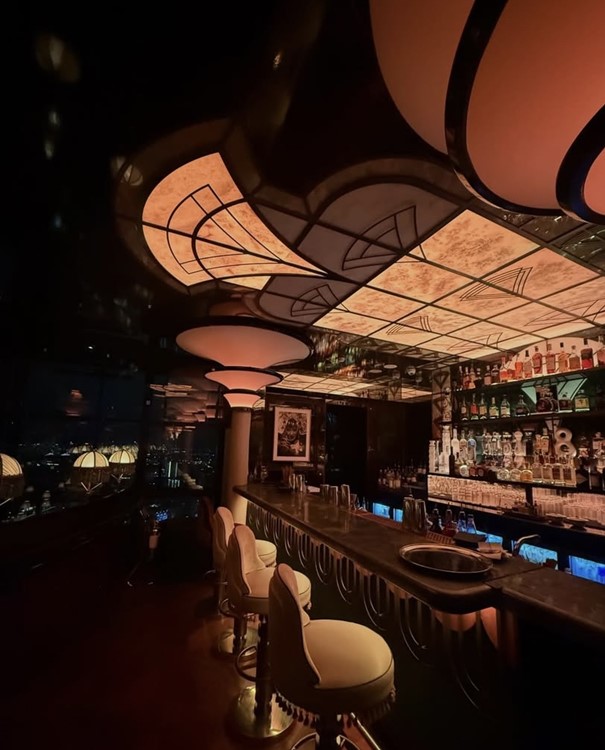 Party at Bund Lounge VIP nightclub in London. Find promoters for guest list in Clubbable