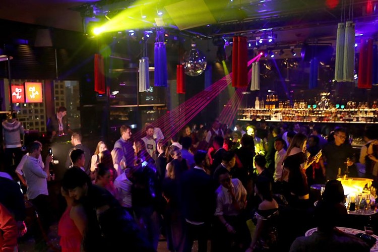 Ce La Vi nightclub Hong Kong crowd dancing inside the club dj mixing