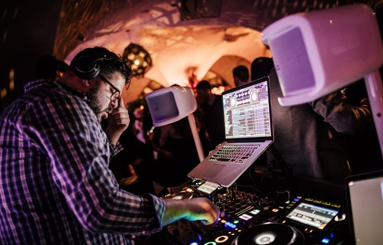 Celon nightclub New York dj mixing music fun party night dance 