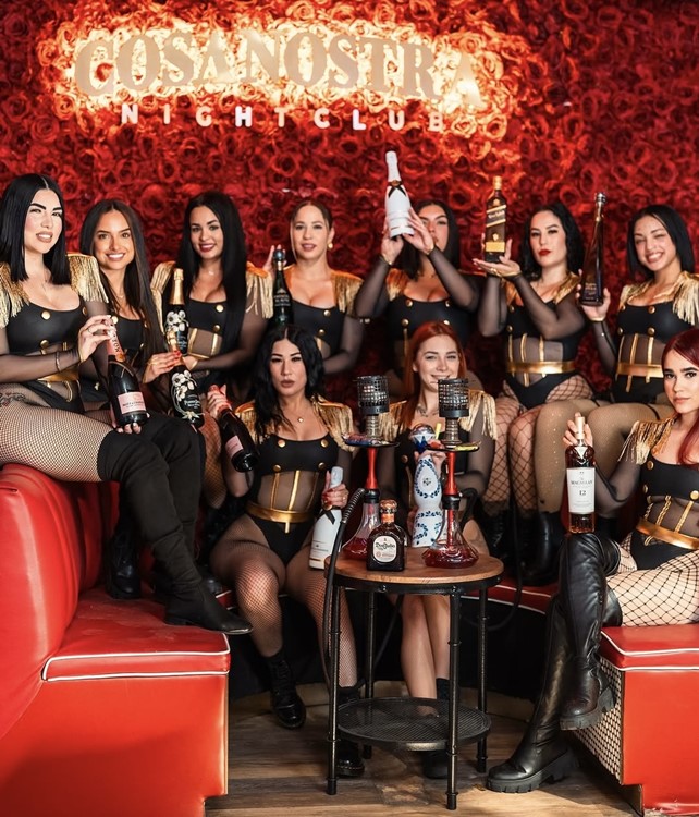 Petrecere la COSANOSTRA club VIP în Miami. Găsește promoteri pentru guest list în Clubbable