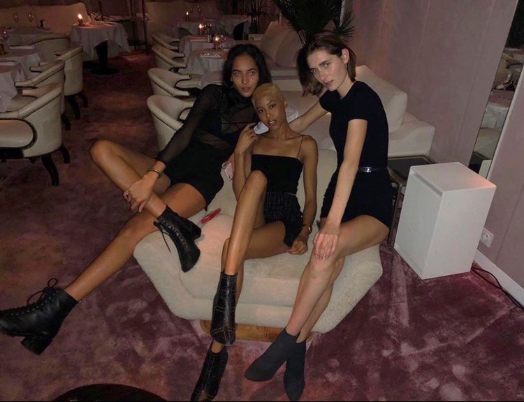 Cafe Chic club in Paris party all night day drinks cocktails have fun dance music dj live