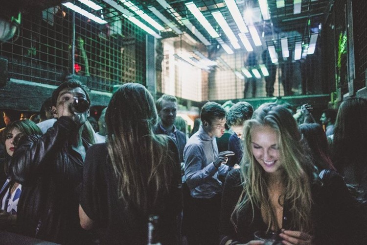 Chateau Motel nightclub Copenhagen party fun club people dancing drinking