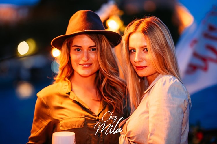 Chez Mila nightclub Paris blonde girls dress code having fun pretty place drinking dancing cosy casual popular newest place club